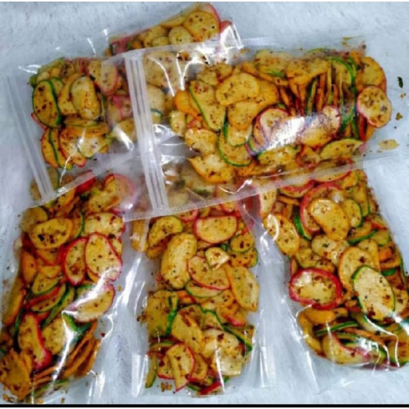 

KERUPUK SEBLAK DENGAN RASA PEDAS DAUN JERUK DENGAN KEMASAN 500 GRAM