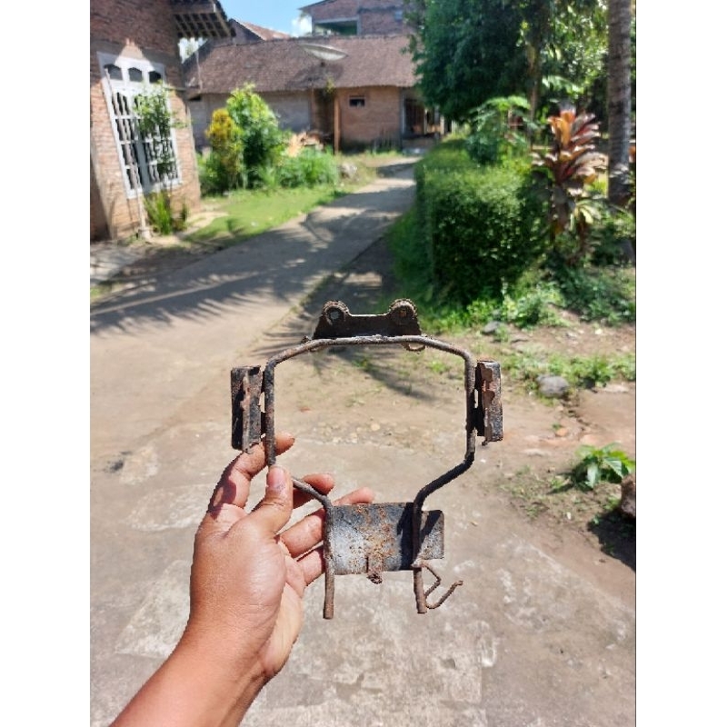 Breket Pangkon Lampu Depan GLPro GL Pro Series Original