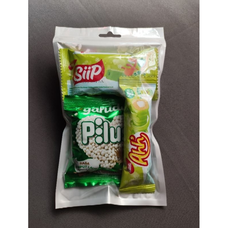 Hijau - Mini Gift Snack Hampers/ Snack Gift Ulang Tahun