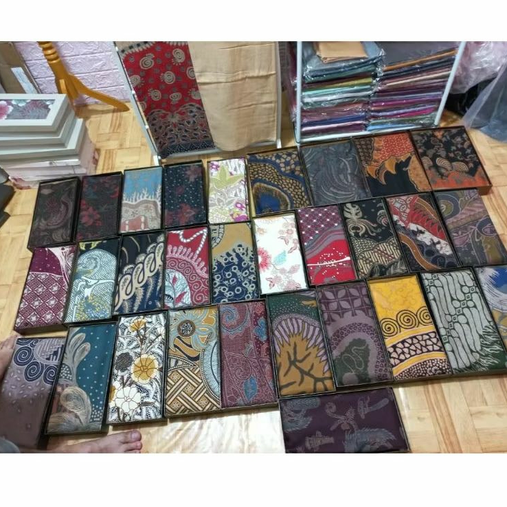 Batik dobby kwalitas premium/Bahan batik pekalongan/Batik tradisional/Kain batik/Rok batik/Kado/Hamp