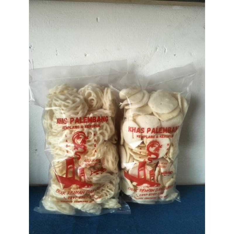 

Kerupuk mawar putih mix kemplang tipis khas Palembang berat 200gr