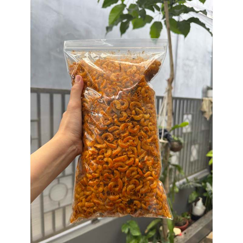 

1KG MAKARONI CIKRUH KRIUK DAUN JERUK TIDAK KERAS BUMBU MELIMPAH