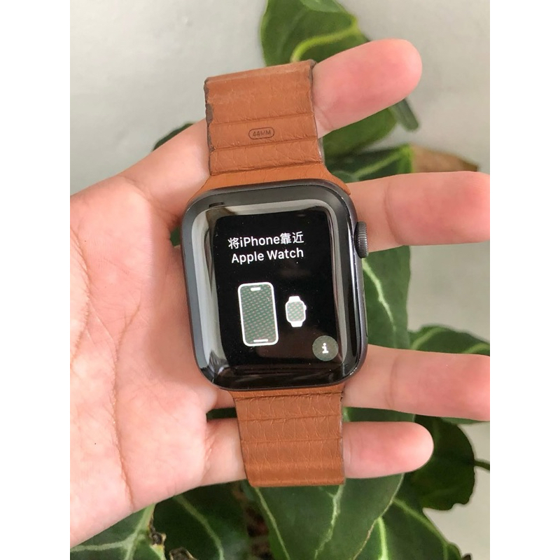 iwatch 5 44mm icloud on