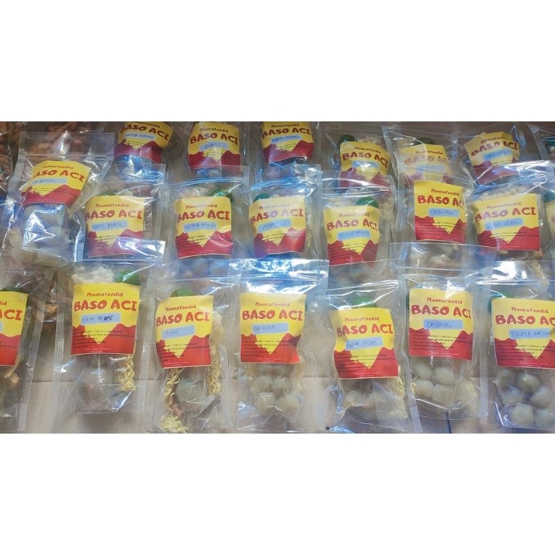 

Baso aci isi ayam suwir pedas nampol enak