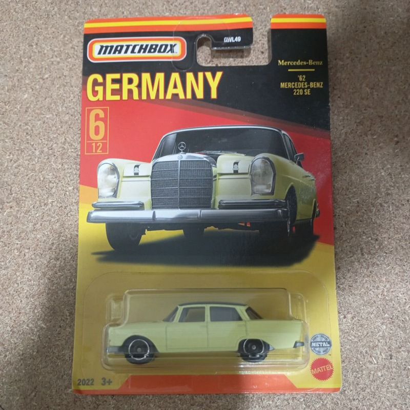 MATCHBOX 62 MERCEDES BENZ 220 SE