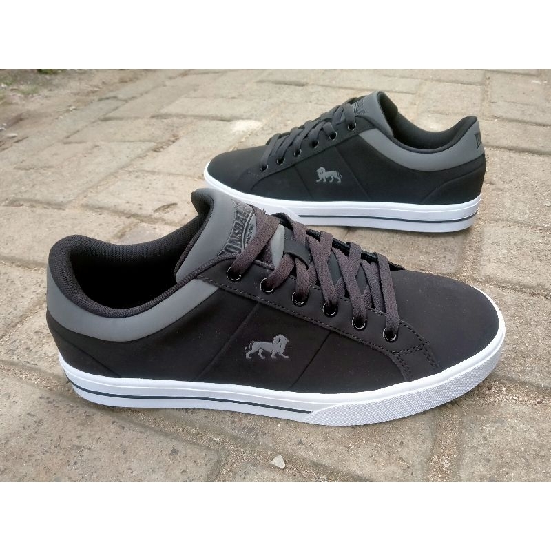 Sepatu Lonsdale original