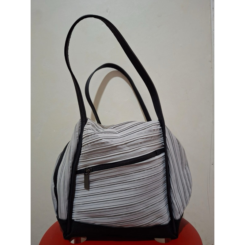 Pleats Please Issey Miyake