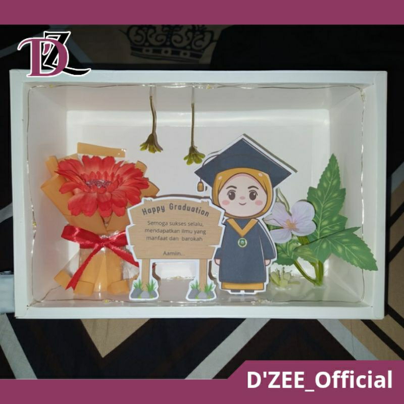 

kado wisuda topper box mika