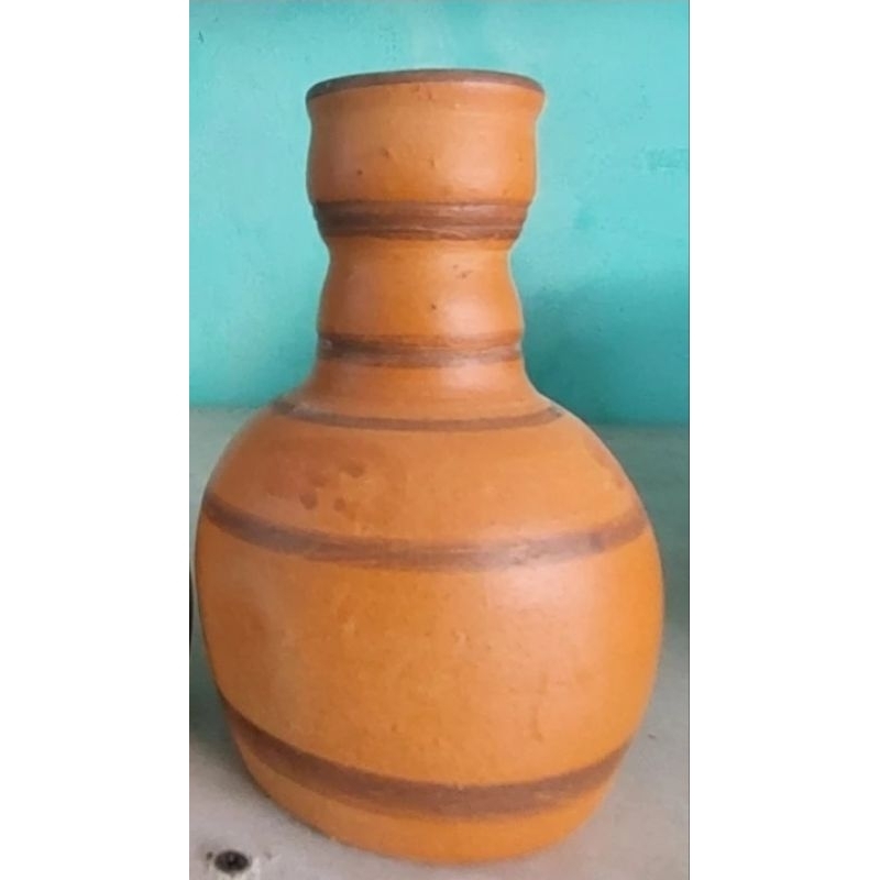 KENDI besar POLOS DARI TANAH LIAT