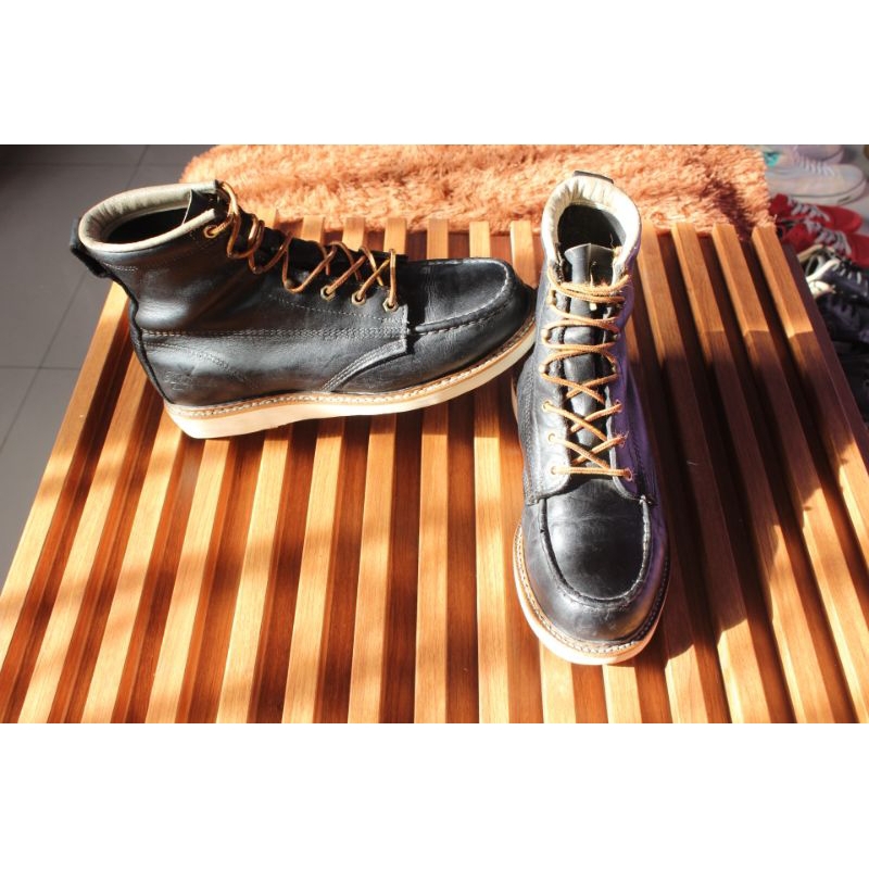 Sepatu boot kelas berat USA" Thorogood" Upper kulit asli tebal kesan pemakaian, tapak moctoe vibram 