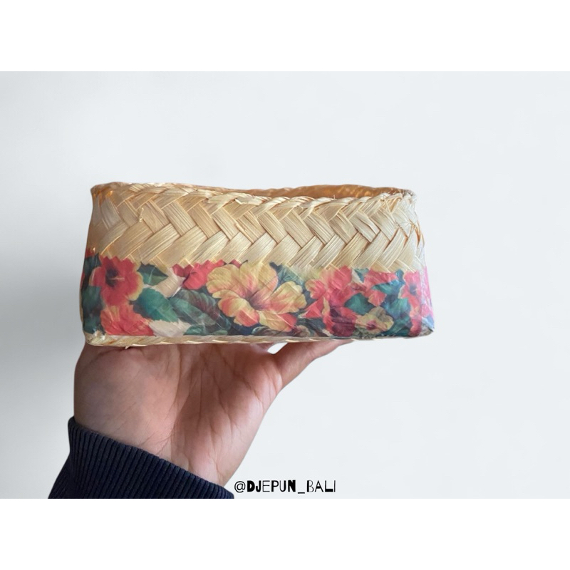 wadah anyaman bambu/Keben kecil