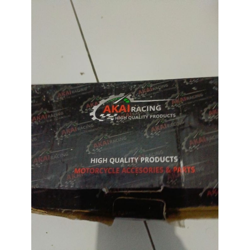 Spion Tomok merk Akai Racing