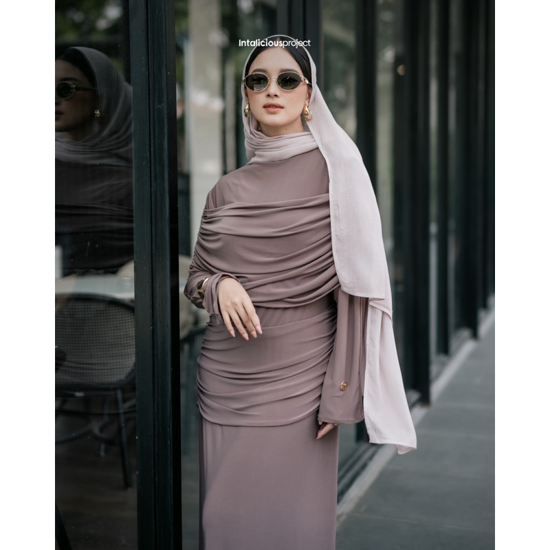 Intaliciousproject - Monalisa Dress in Dove
