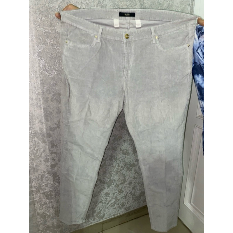 2. Jeans H*g0 Feminine