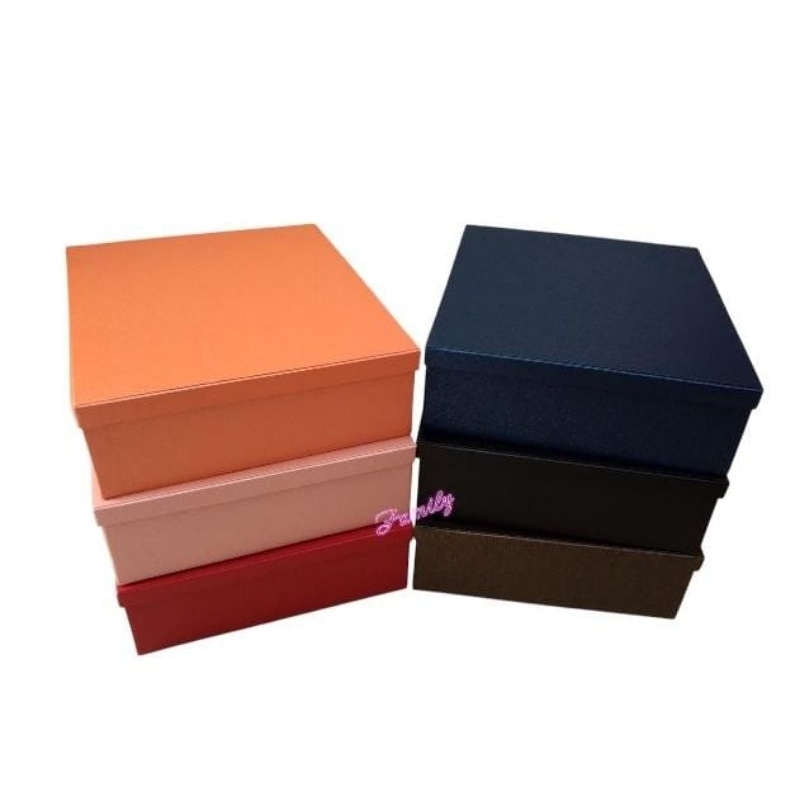

bok kotak kado/kotak hadiah 30x35cm