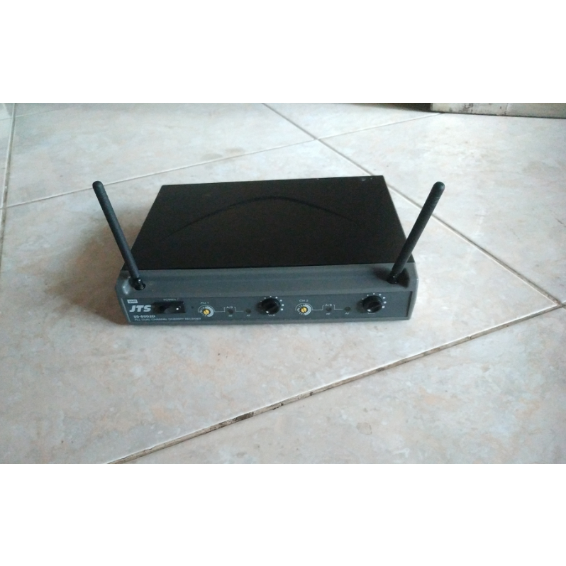 JTS US 8002D reciever Mic wireles