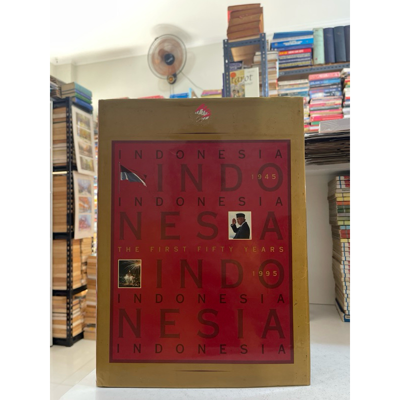 BUKU ANTAR BANGSA INDONESIA THE FIRST 50 YEARS 1945 1995