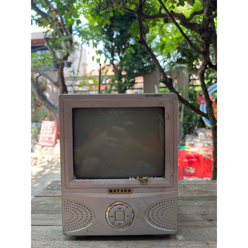 Personal Television / Televisi TV Tabung Mini, Mayaka BW-9 MM808, Silver