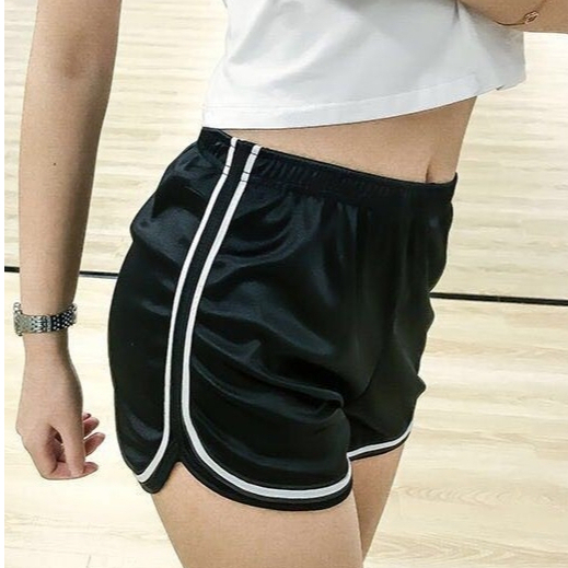 Planet Fantasi Sports Silky Hot Pants Shorts  Celana Olahraga Pendek Wanita 2989 (Size S-XL)