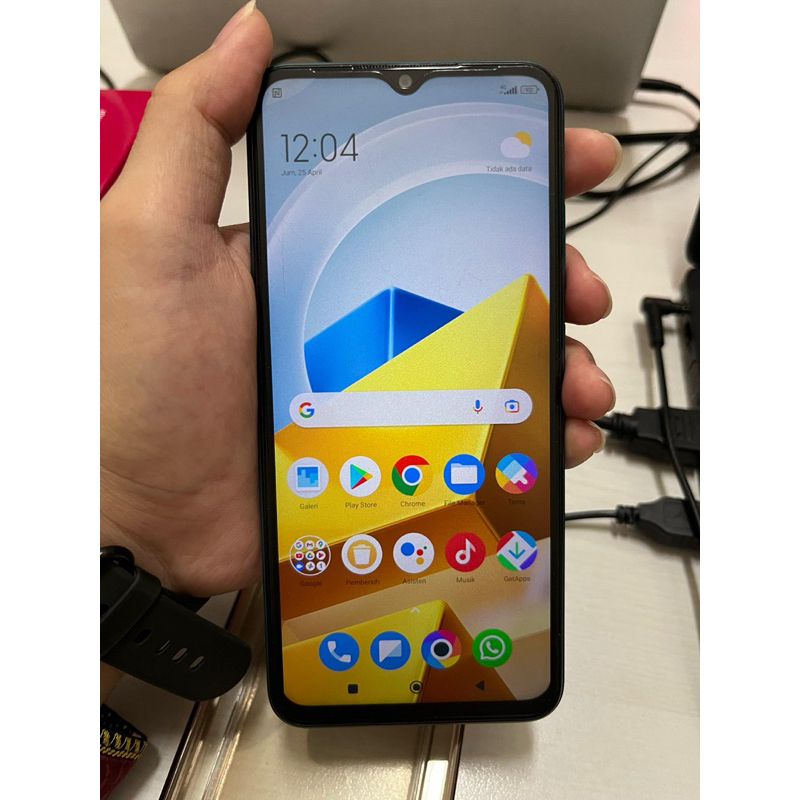 poco M5 bekas