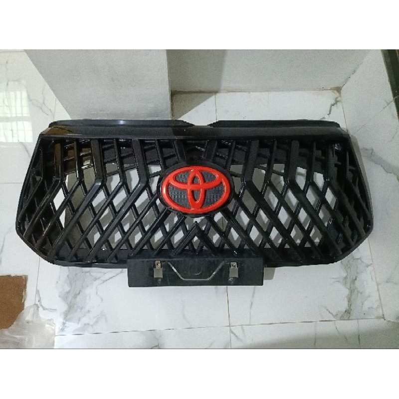 gril innova reborn jenis lexus