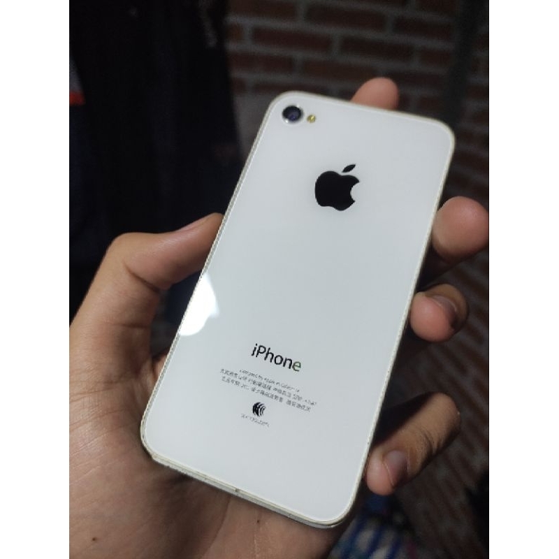 I-Phone 4 (32gb)
