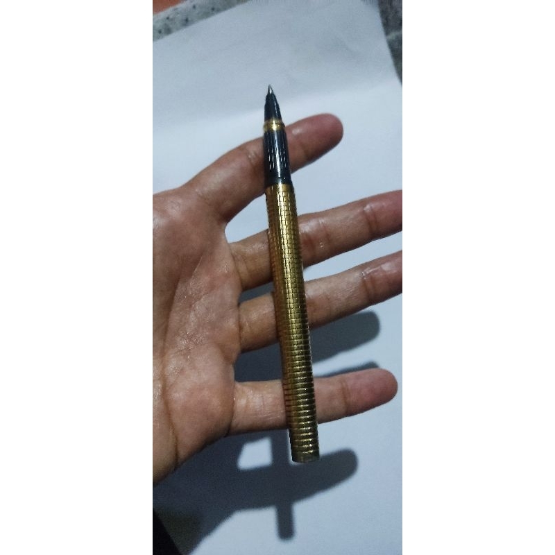 

pena st dupont Paris lapis emas