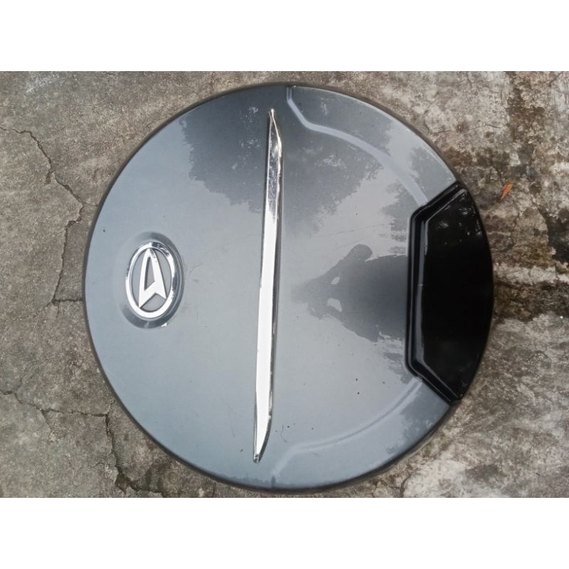 Cover ban stip / tutupan ban stip bagian bagasi mobil Toyota Rush dan Daihatsu Terios thn. 2014-2017