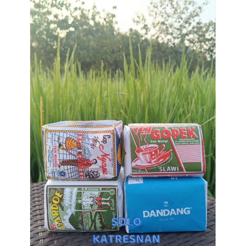 

Teh Racik Tubruk khas Solo, Paket 4 varian (Nyapu, Dandang Biru, Gopek, Gardoe)