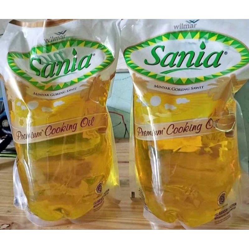 

minyak goreng kemasan plastik pouch merk sania ukuran 1L