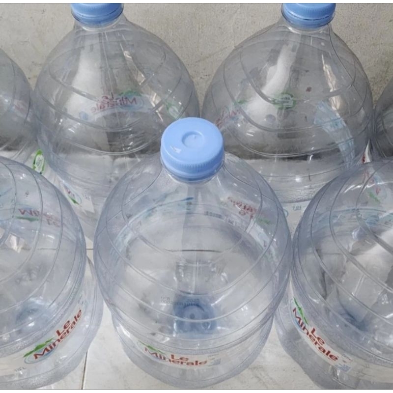 

Botol Air Galon Kosong Le Minerale 15 liter ex Pribadi