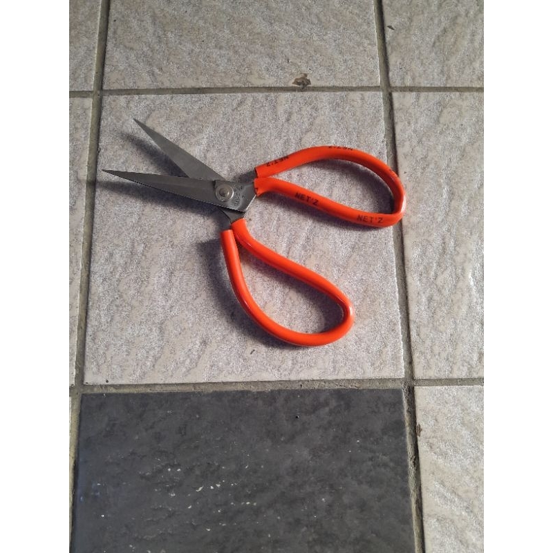 

gunting kain / gunting kulit 8 inc Net