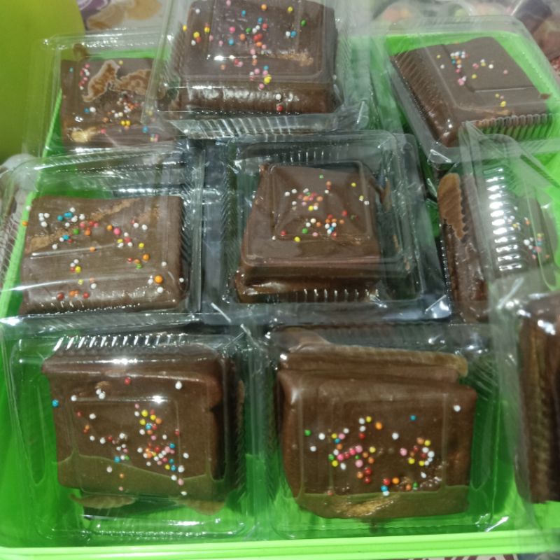 

roti sandwich coklat lumer