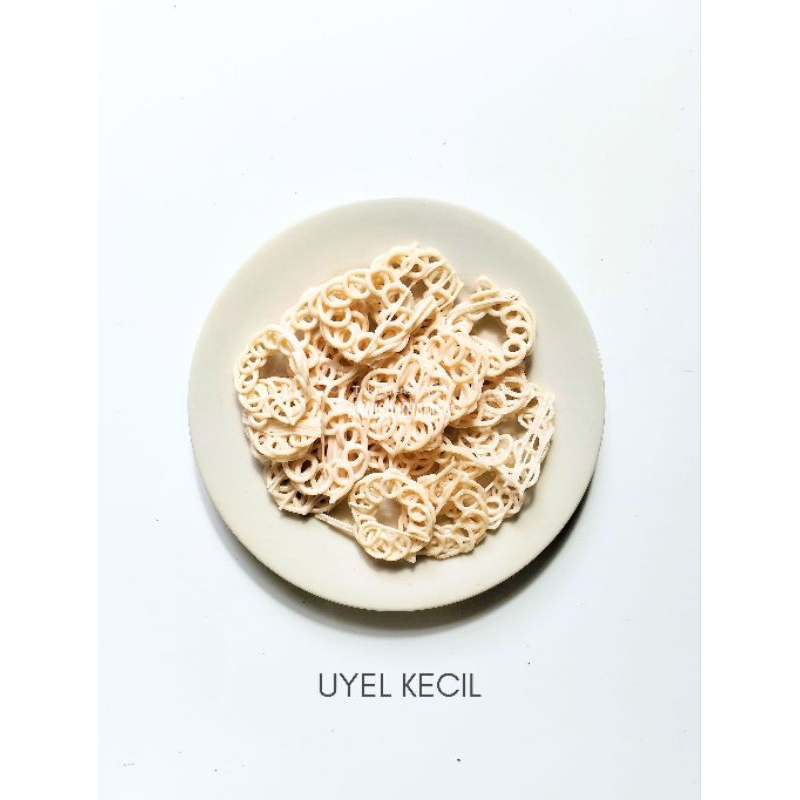 

[ 1 KG ] KRUPUK MENTAH / KRUPUK UYEL KECIL / OPAK UYEL / KRUPUK SEBLAK