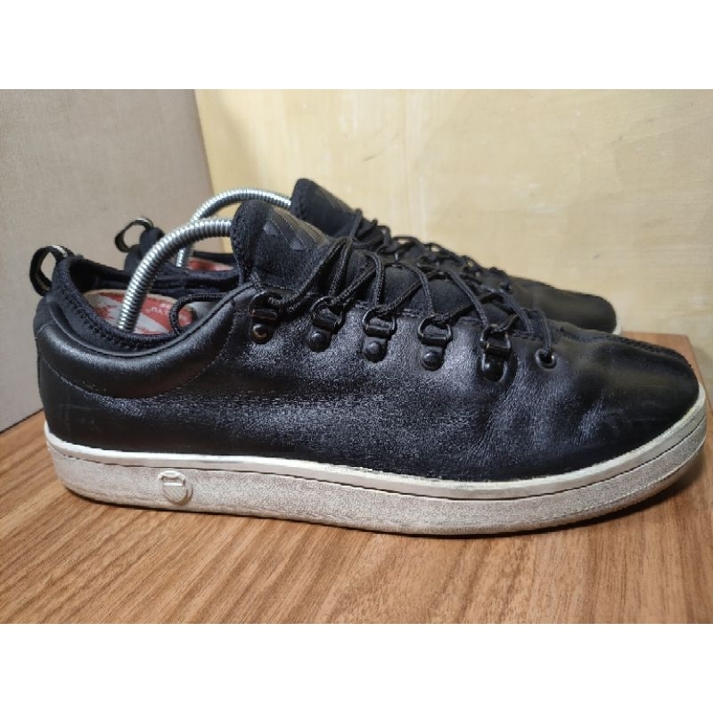 SEPATU K-SWISS BEKAS/SECOND SIZE 43