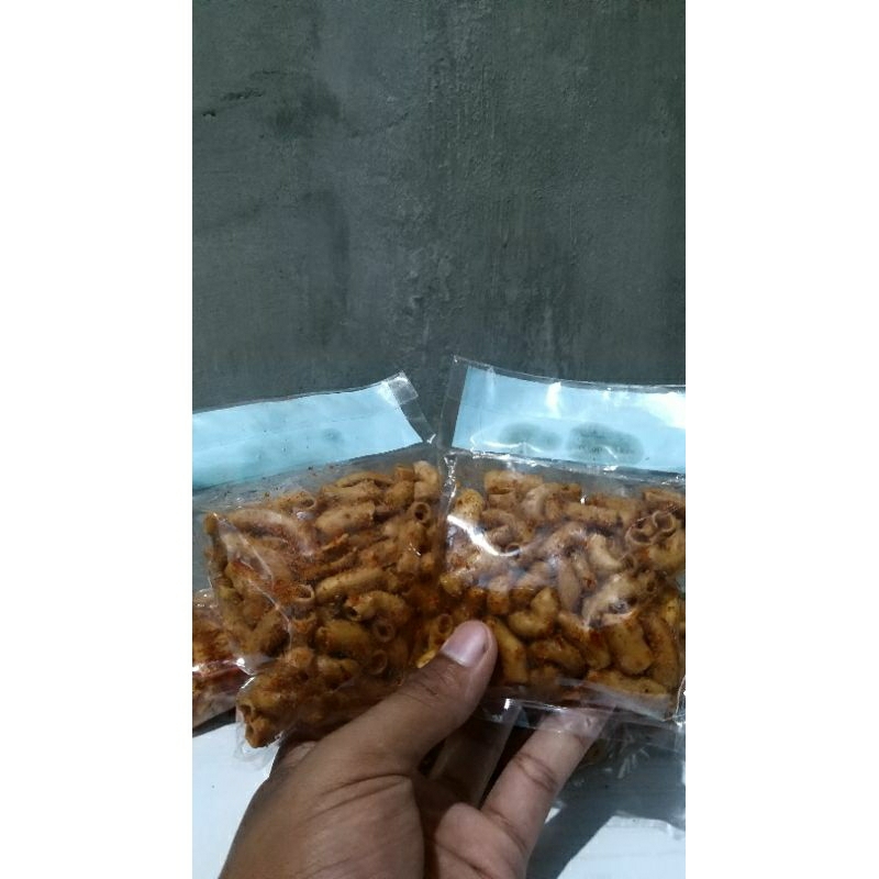 

Makaroni bantet 50g (beli 20 gratis 1) pedas daun jeruk