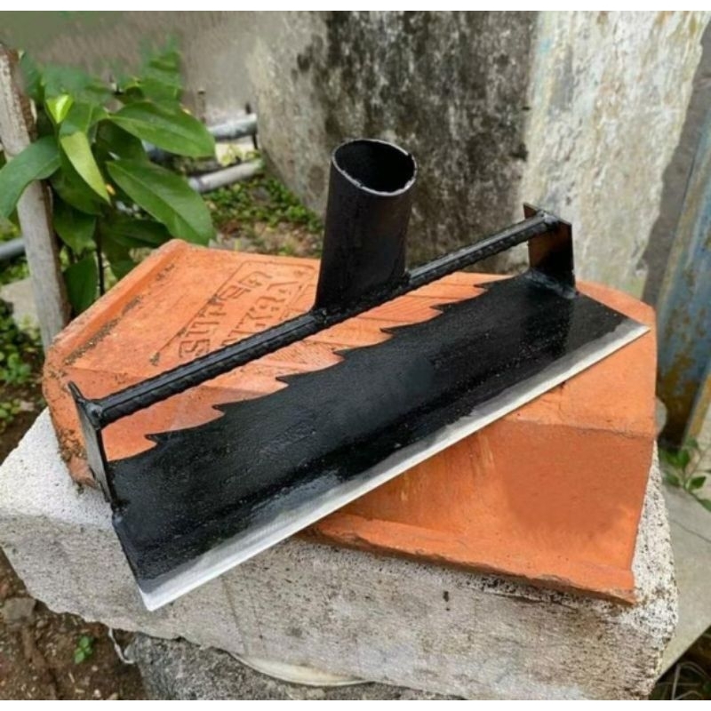 Cangkul Gulma Pembersih Rumput Liar Peralatan Berkebun
