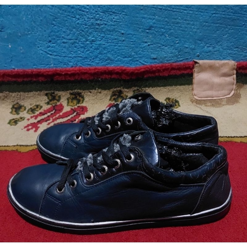 sepatu wanita river wood made in spain full kulit size 40, 39 enak pake