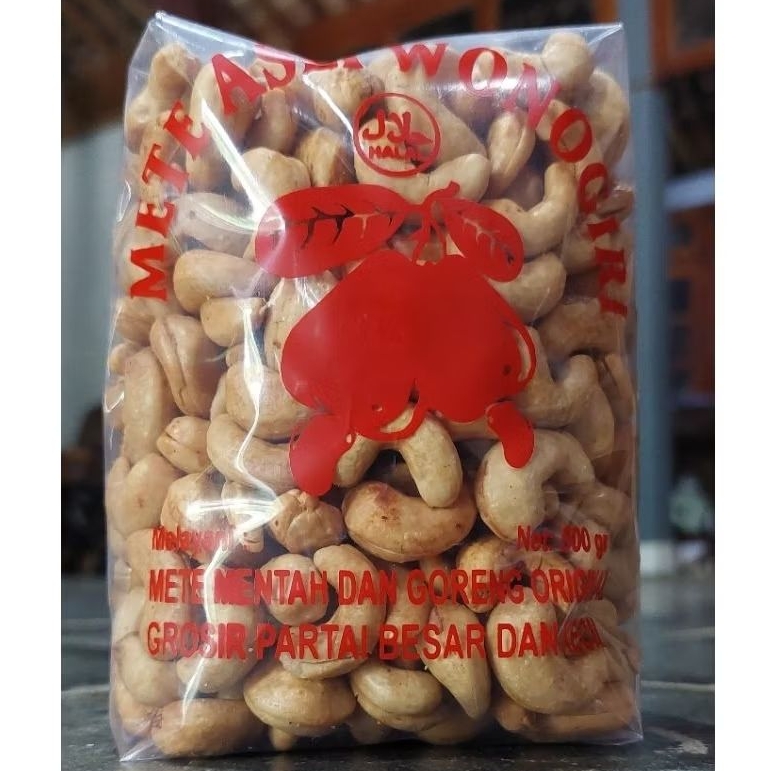

Kacang Mede Mete matang goreng utuh 500 gram