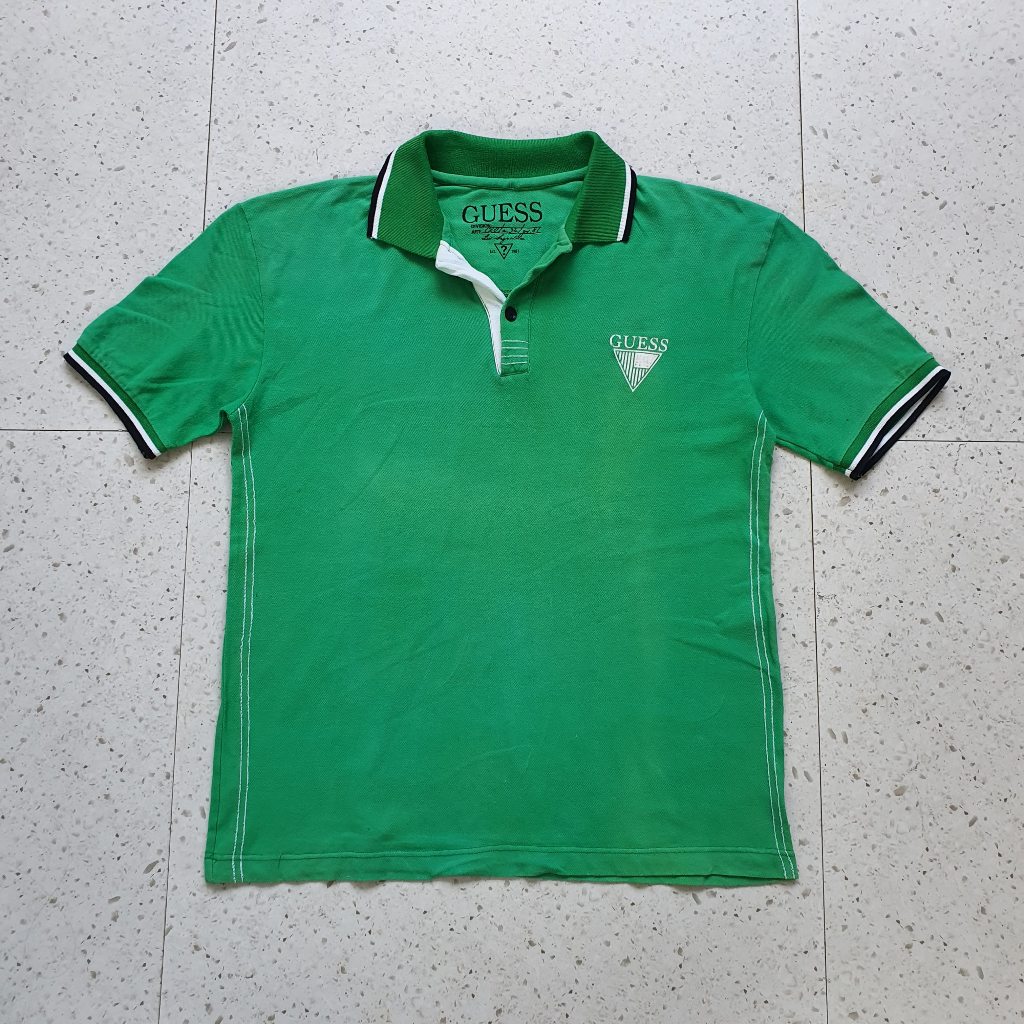Baju Kaos Polo Guess / Size L - LD 54 cm / Bekas - Second - Preloved