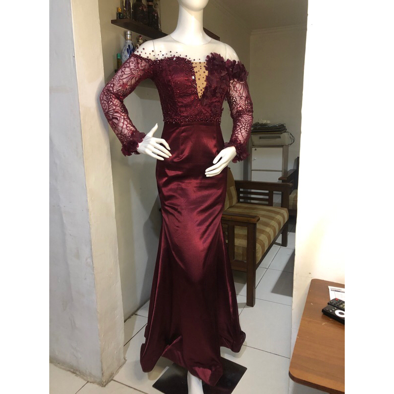 Gaun singer preloved