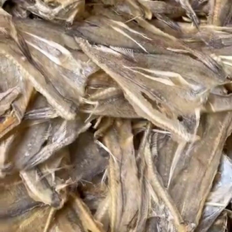 

Ikan Asin Kerupuk | Ikan Asin Tipis | Siap Goreng isi 1Kg