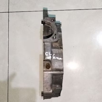 Rengkes crencase kanan motor Honda GL 100