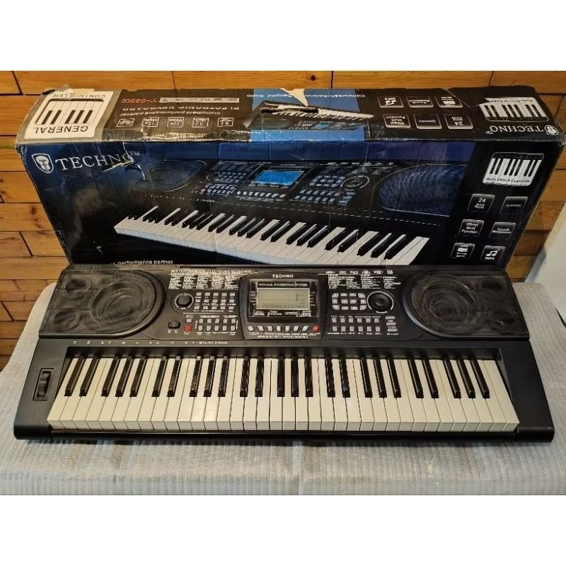 Techno T-9890i keyboard