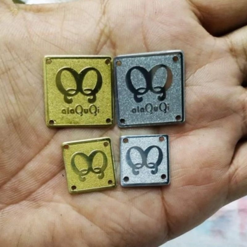 

costum label/label plat hijab/label besi