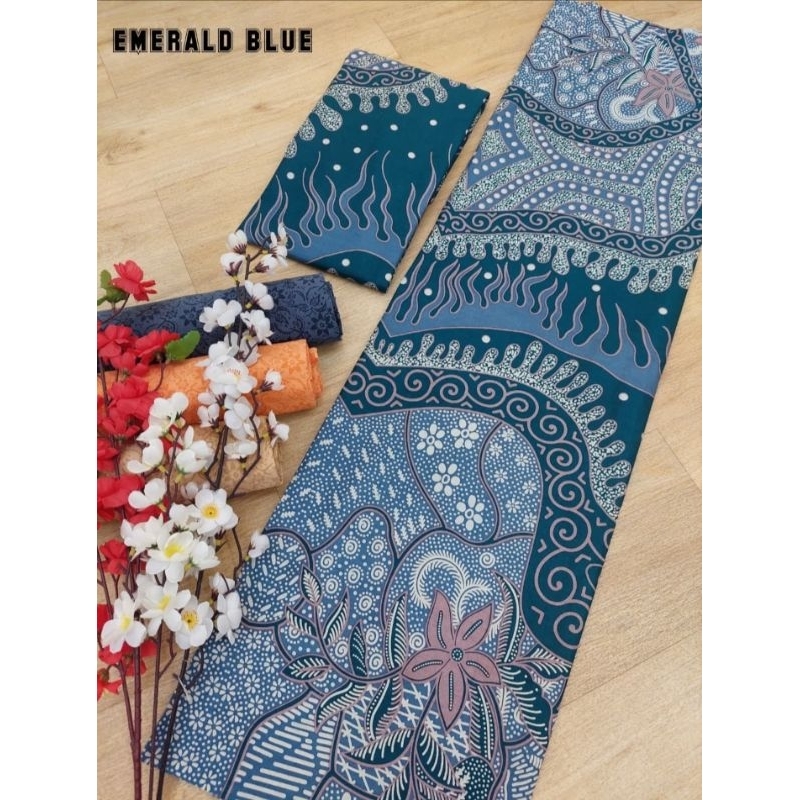 KAIN BATIK KATUN WARNA HIJAU / KAIN BATIK JARIK / KAIN BATIK ROK KEBAYA KAIN BATIK METERAN UKURAN 1X