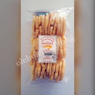 

Kemplang udang sanjaya bangka belitung. halal. kerupuk panggang. Kerupuk ikan bangka belitung. Oleh-oleh legendaris. Kerupuk getas udang. kerupuk cumi. keripik. makanan ringan. krupuk renyah. tanpa pengawet. cemilan keluarga. cemilan anak. cemilan enak