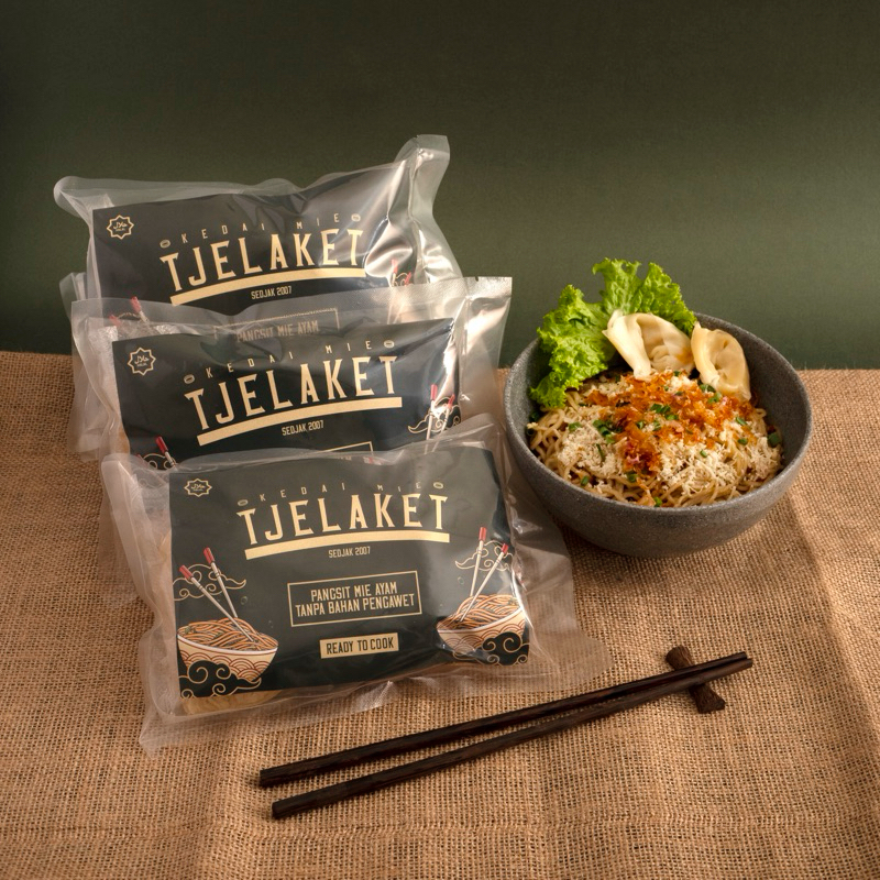 

Mie TJELAKET — Cwie Mie Ready To Cook Homemade Asli Malang | Isi 2 Porsi + Topping Lengkap