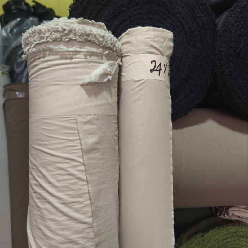 parasut lembut untuk tas Tote bag puffy .dan jaket bulu angsa