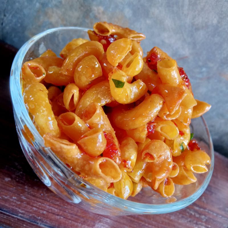 

SEBLAK KERING MAKARONI KENCUR ASLI 100GR